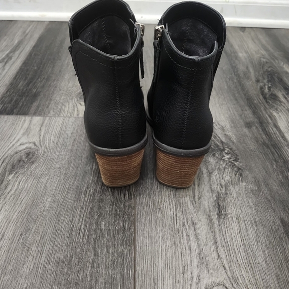 Dr. Scholls Women's Black Ankle Boots Size 7M - Picture 3 of 6